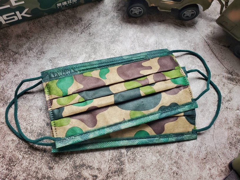 萊潔迷彩系列第二彈!經典「軍綠迷彩」、「天藍迷彩」醫療口罩,12/31跨年夜預備開搶