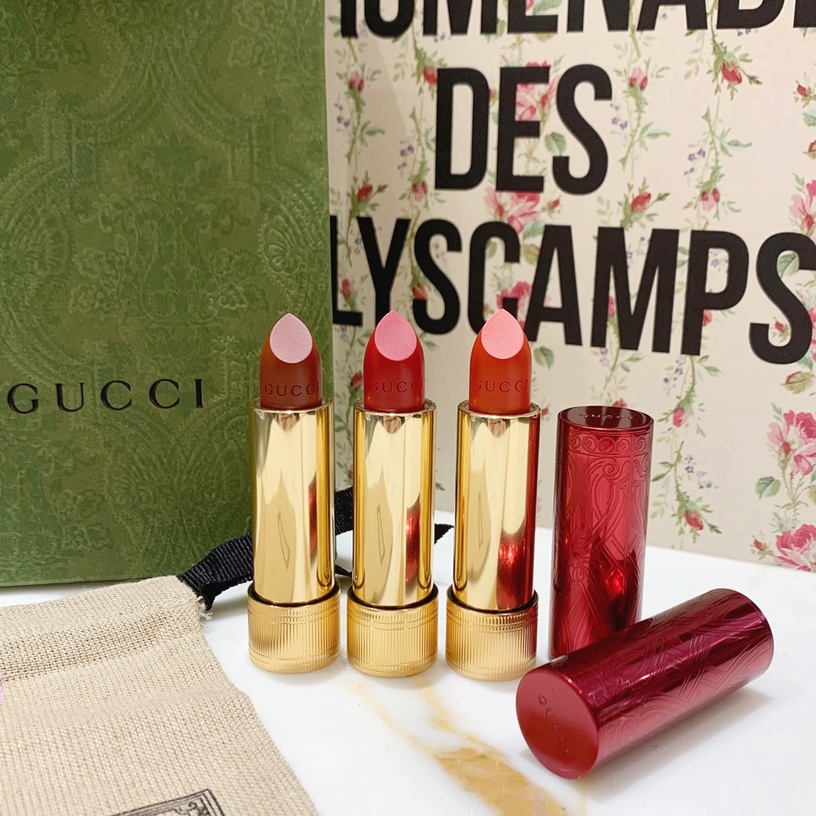 GUCCI Rouge à Lèvres Satin 絲緞紅色唇膏,NT1,300
