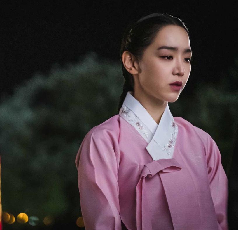 「靈魂交換劇」的戲精主角!《哲仁王后》申惠善不是最犧牲,《秘花》玄彬教穿內衣笑翻