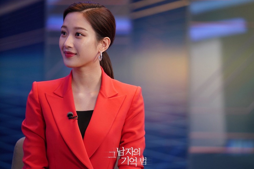 韓劇角色的IG帳號5:《那個男人的記憶法》呂河珍 大明星的美麗日常