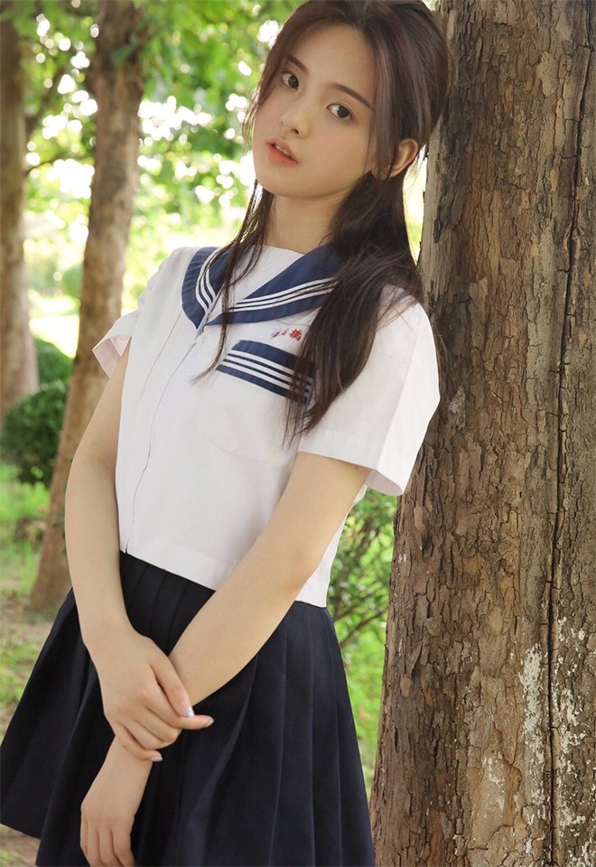 陸劇女星校服造型9:楊超越