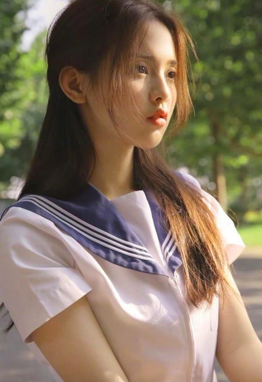 陸劇女星校服造型9:楊超越