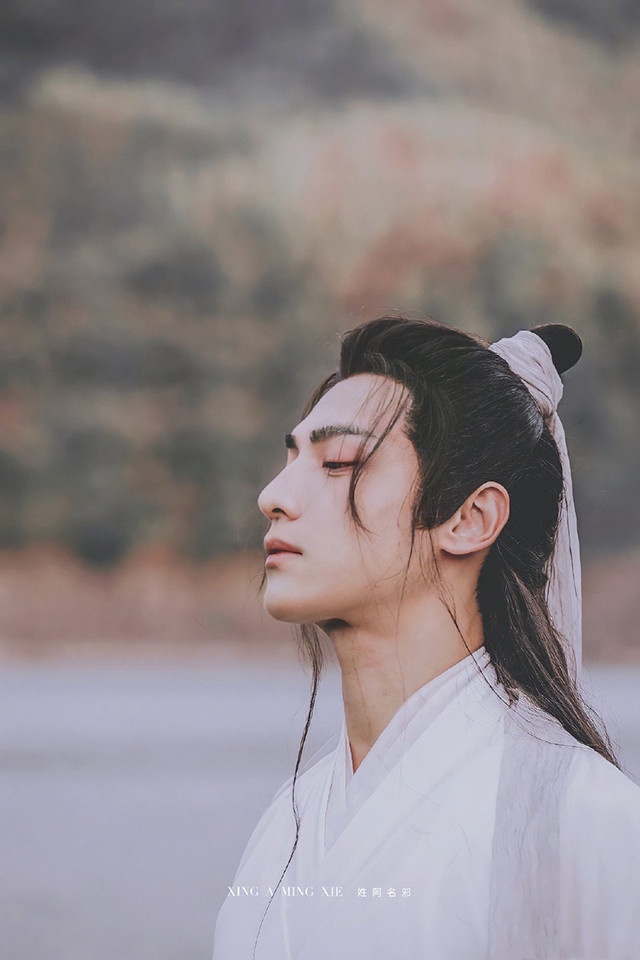 陸劇「一眼萬年古裝美男角色」1:羅雲熙 飾演《香蜜沉沉燼如霜》潤玉