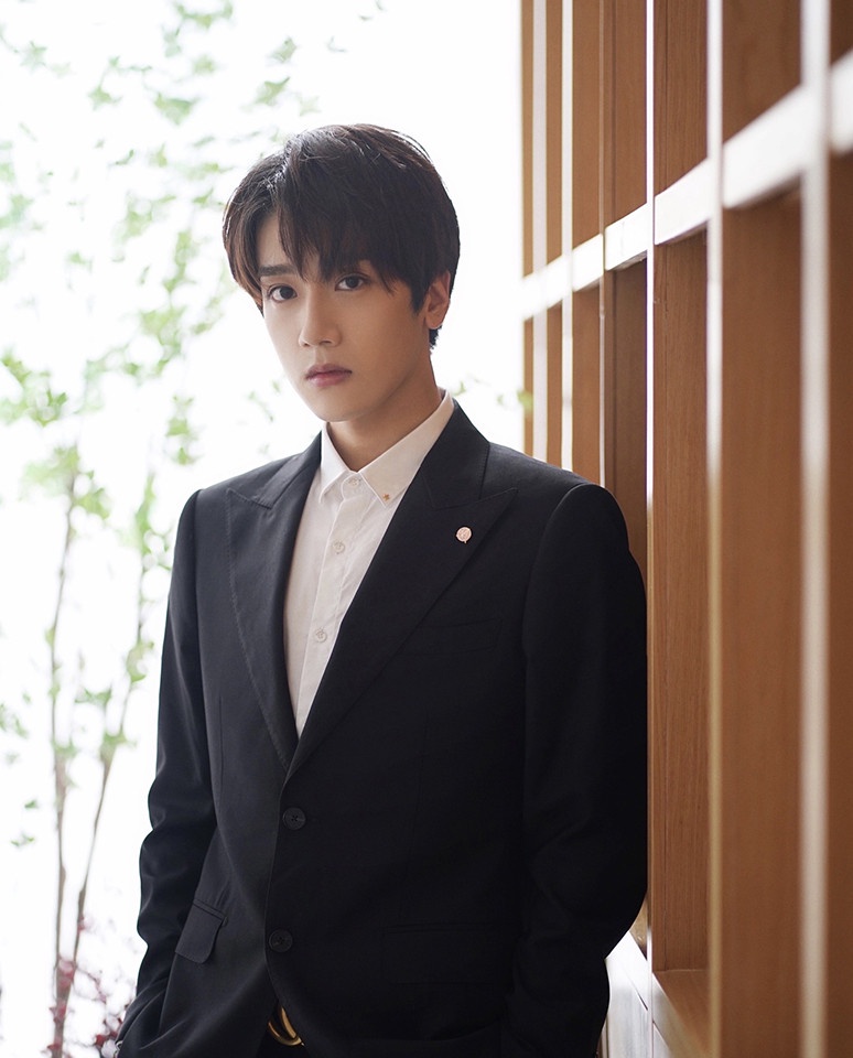 一月熱播陸劇男主9:李明峻 飾演《我的初戀是暗戀》喬野