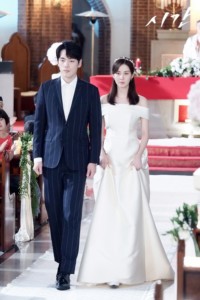 《哲仁王后》金正賢入坑必知2:《時間》搭檔徐玄,卻因「臭臉」引來大量惡評