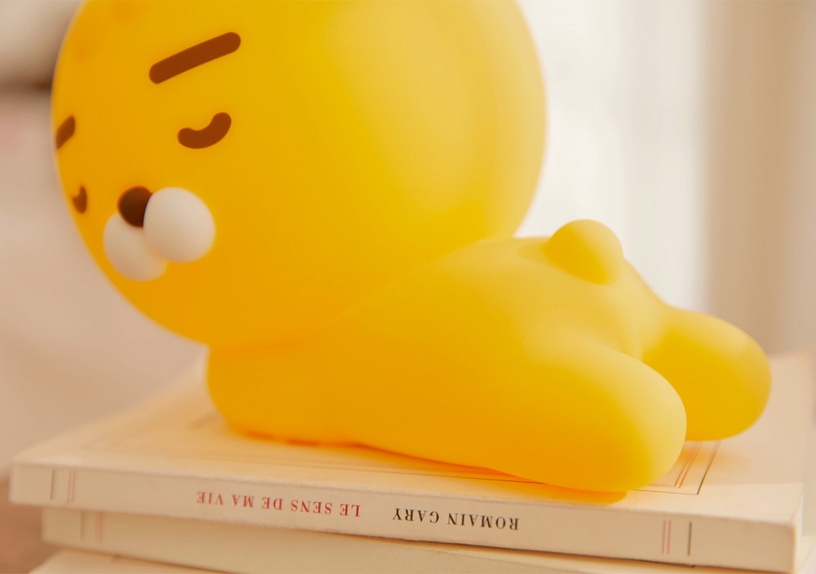 KAKAO FRIENDS「萊恩智能夜燈」軟萌上市!四段式燈光輕鬆切換,專屬APP遠端操控超實用