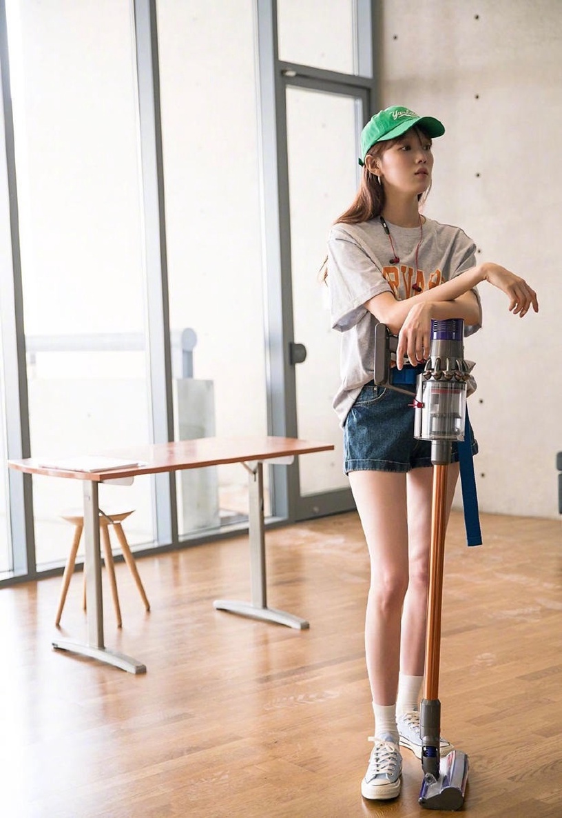 《女神降臨》文佳煐腿跟手臂一樣細!7女星的逆天鉛筆腿,李聖經&徐睿知身材超不科學!