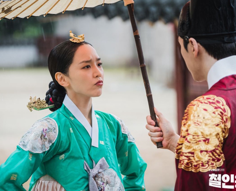 《哲仁王后》中殿辭典新詞解釋!「屎規矩」指像糞一樣的東西,這詞代表中殿又頂嘴了!
