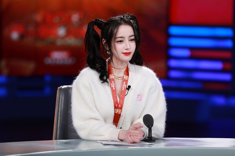 2020年度媒體眼中的藝人紅榜TOP 10:迪麗熱巴