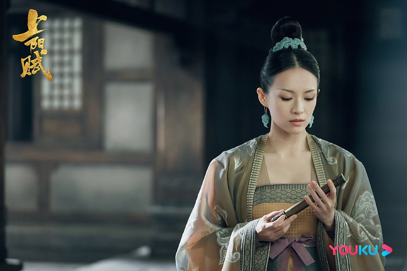 熱播古裝劇古裝女神造型PK 4:章子怡 飾演《上陽賦》王儇