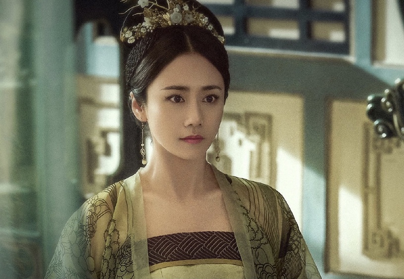 熱播古裝劇古裝女神造型PK 5:劉芸 飾演《上陽賦》蘇錦兒