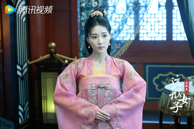 熱播古裝劇古裝女神造型PK 7:安泳暢 飾演《我就是這般女子》謝婉瑜