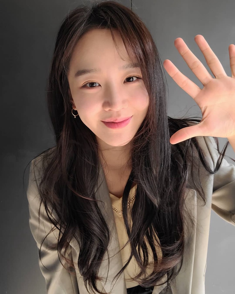 《哲仁王后》申惠善小秘密!腿超長、172cm是「八頭身美女」,曾和大王大妃保持距離?