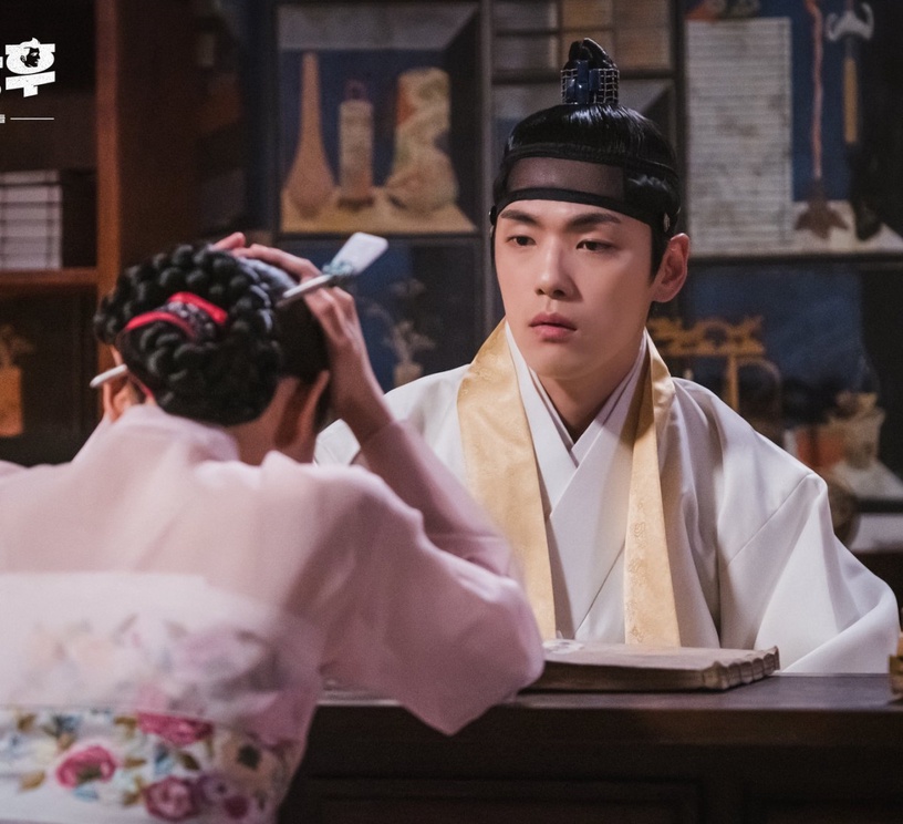《哲仁王后》哲宗6細節太寵妻!「胎教日記」全都在關心老婆、得知當爸這反應超戳心!