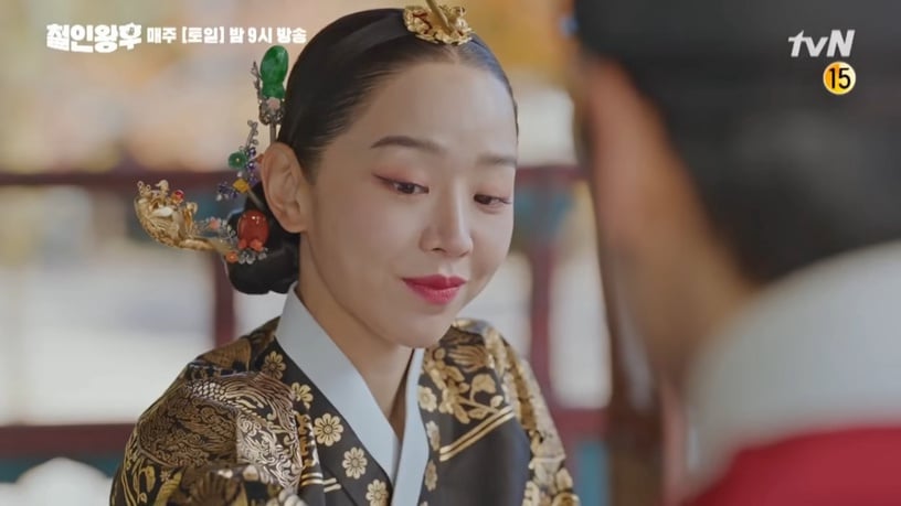《哲仁王后》娘娘頭飾值6.2萬台幣!6大隱藏彩蛋細節,片頭藏巧思、哲宗教旨內容廢到笑