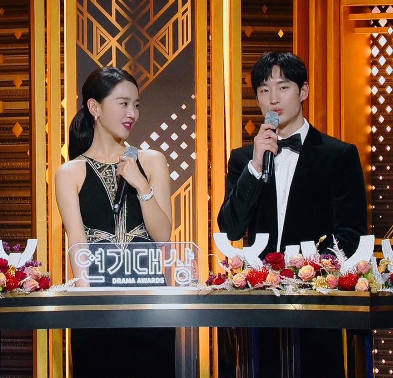 《哲仁王后》申惠善是零負評女神!金正賢因她出演,編劇:不管演什麼,她都是最佳人選