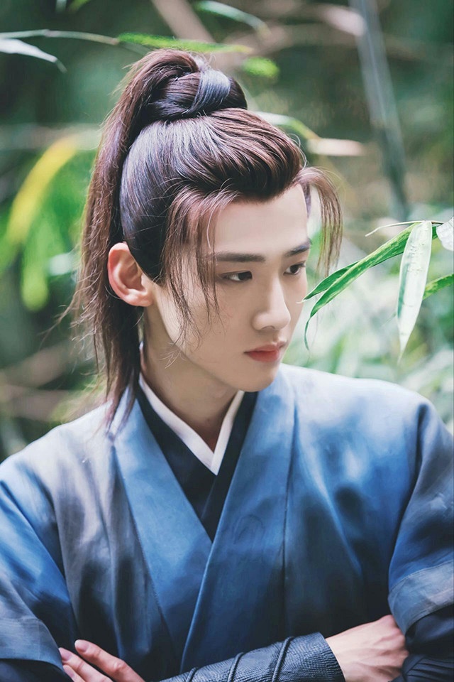 陸劇男星「少年感」古裝造型8:白敬亭 飾演《天盛長歌》顧南衣