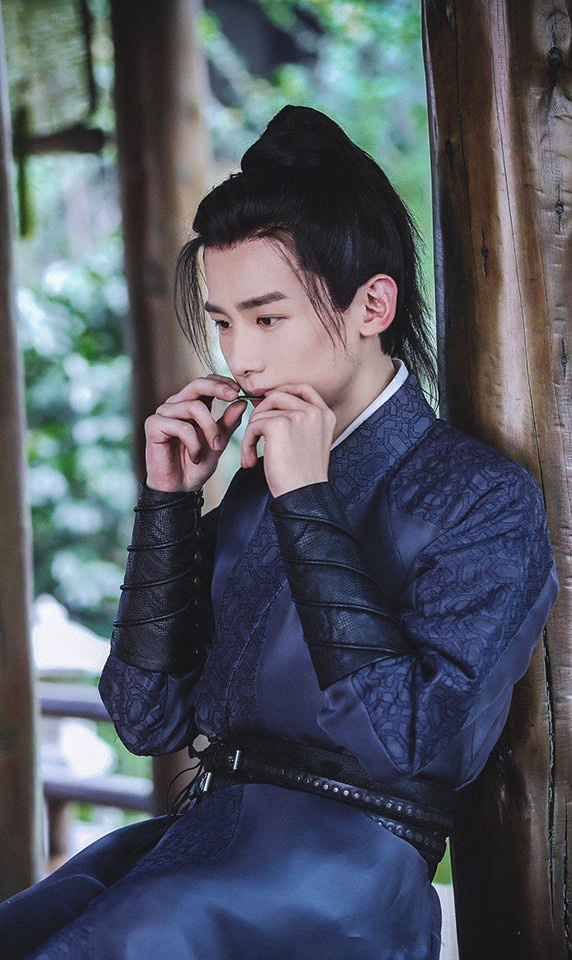 陸劇男星「少年感」古裝造型8:白敬亭 飾演《天盛長歌》顧南衣