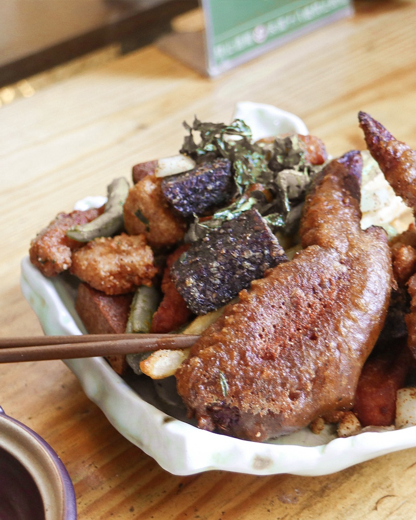 芋泥尬上巧克力!台北東區「初炸小食店」甜點、鹹食通包,被封為最強鹽酥雞店