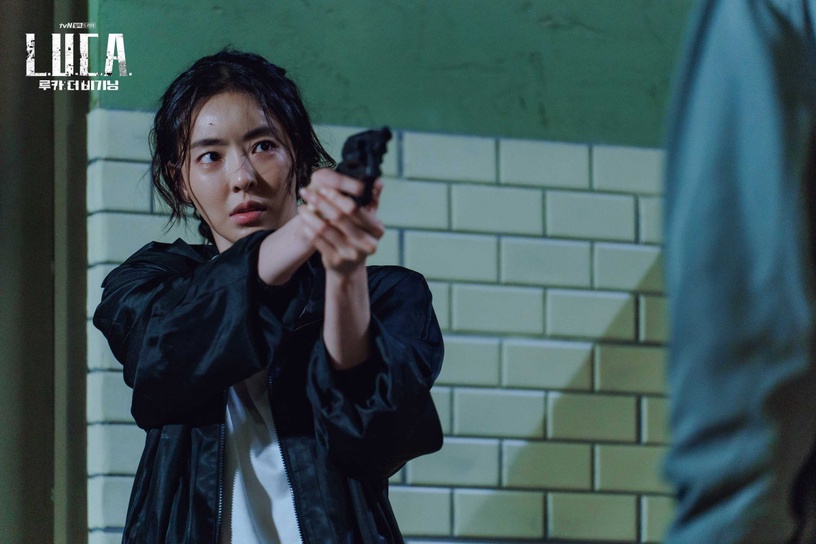 近期熱播韓劇網友評價5:《L.U.C.A.: 物種起源》CG特效精良、動作戲精彩的科幻燒腦劇