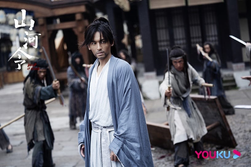 古裝劇《山河令》古裝男神2:張哲瀚 飾演 周子舒