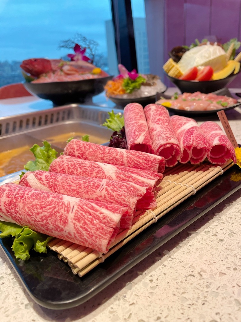 美滋鍋推「龍蝦湯泡飯鍋」,免費加會員享5折!