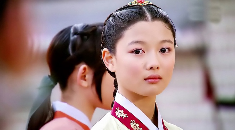 《上流戰爭2》珍妮是當年小公主!《擁月》8位童星,金所泫變超美,這位還演過玄彬姪女