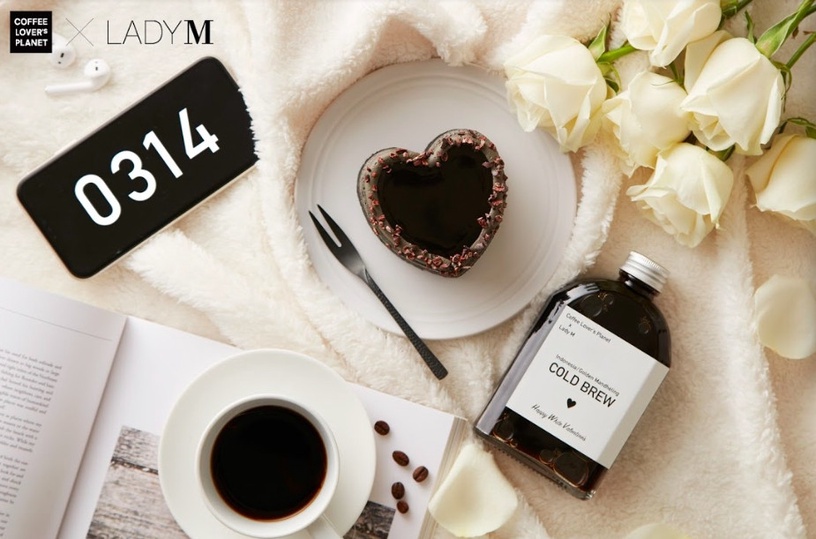 Lady M X COFFEE LOVER's PLANET推心型竹炭咖啡千層!