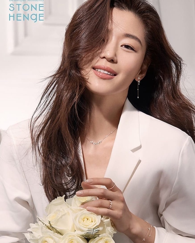 《哲仁王后》申惠善是元斌迷妹!韓劇女神也追星,她被玄彬迷倒,全智賢見到他秒害羞!