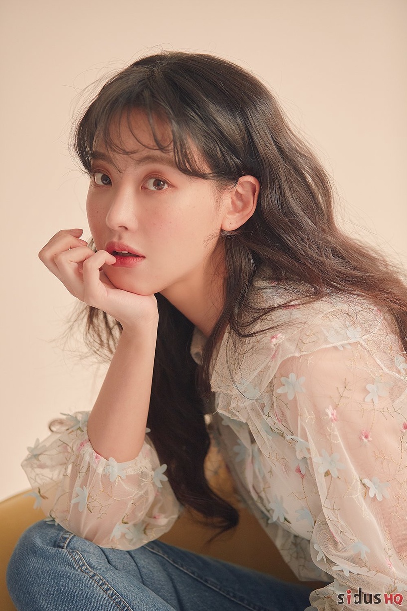 《哲仁王后》申惠善是元斌迷妹!韓劇女神也追星,她被玄彬迷倒,全智賢見到他秒害羞!