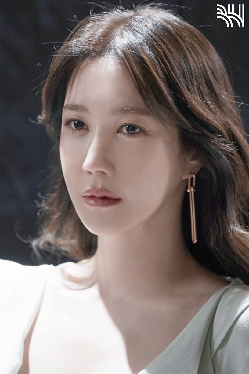 《上流戰爭2》3主角婚姻故事!柳真金素妍是甜寵劇本,李智雅&前夫是娛樂圈豪門狗血劇