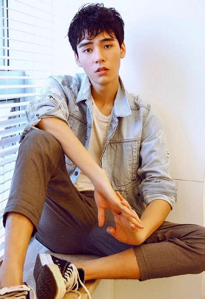 學生時代是校草的陸劇男星1:龔俊 東華大學校草