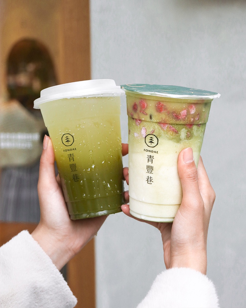 抹茶控必吃!新開幕手搖品牌「青豐巷」靜岡抹茶奶酥厚片&抹茶飲品超欠吃