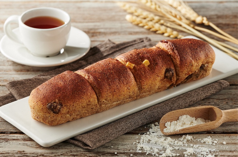 岩島成「巨蛋麵包」全聯就能吃到!READ BREAD X岩島成聯名,5款熟麩麵包超欠吃