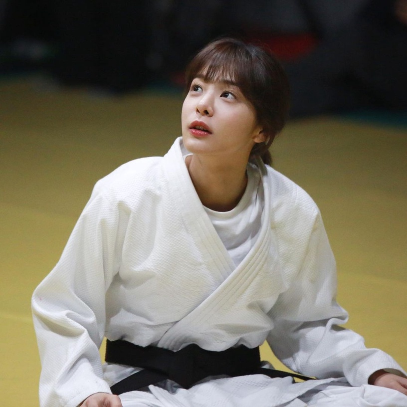 《哲仁王后》申惠善「奉煥」又上身!6主演近況,申惠善代言接不停,崔尚宮暴接3部新劇
