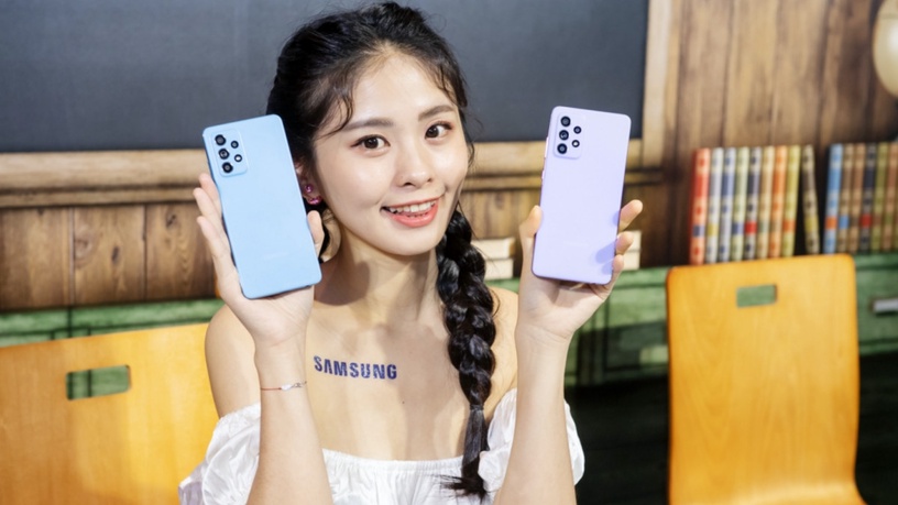 2021高CP值「5G手機」推薦:三星Samsung A52 IP67防水豆豆機