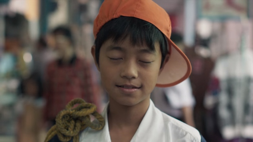 Netflix《天橋上的魔術師》結局劇情解析!魔術師時間「逆著走」?小不點消失第一集就埋梗!