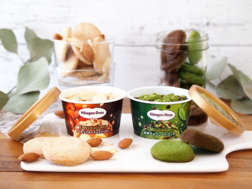 Häagen-Dazs「焦糖杏仁餅乾」&「抹茶巧克力餅乾」冰淇淋/295日元(約NT$80)
