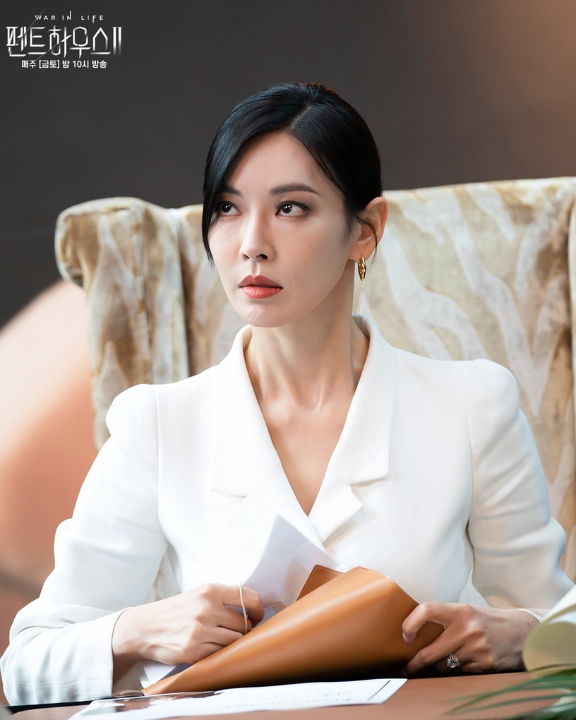 《Penthouse上流戰爭2》朱丹泰是變態版霸總?婚姻契約逼書真同房、當女僕,根本先婚後愛套路?