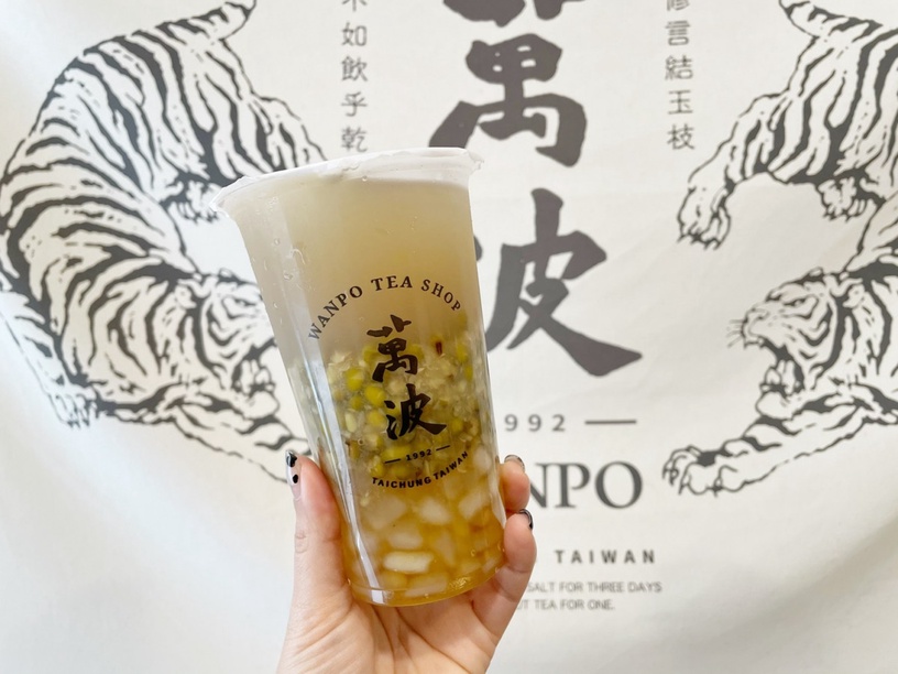 萬波推薦懷舊新品「綠豆沙系列」來啦!綠豆湯、波霸綠豆沙、綠豆沙牛奶同步開賣!
