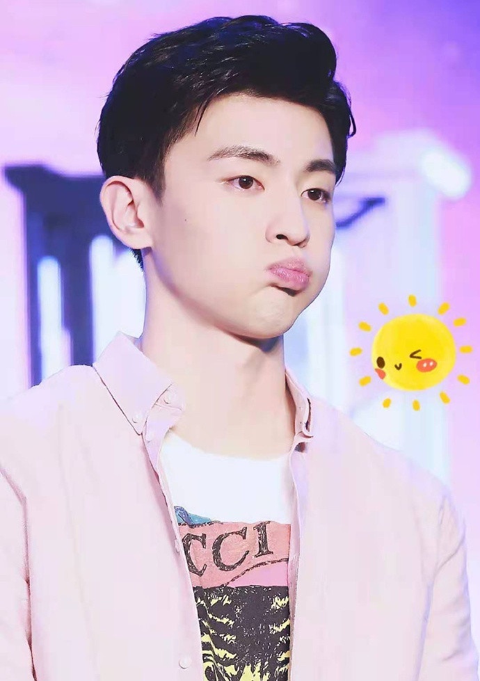 男明星嘟嘴4:鄧倫