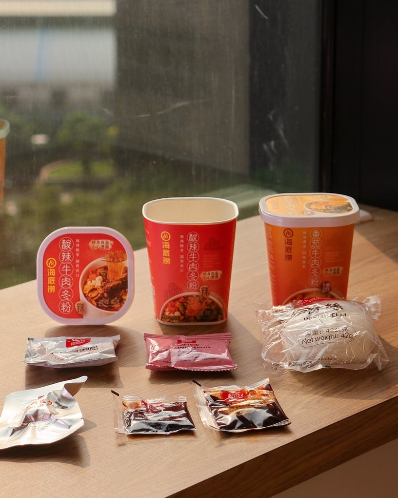 7-11推出海底撈泡麵!「酸辣牛肉冬粉、蕃茄牛肉冬粉」兩種口味,5分鐘就能開鍋