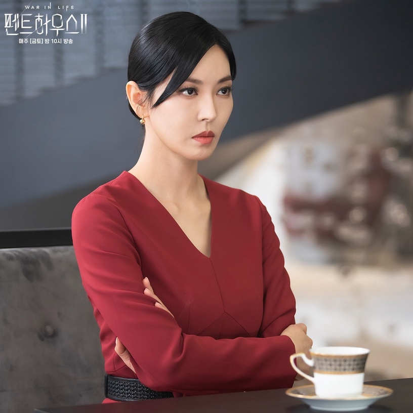 《上流戰爭2》金素妍「濃顏系」長相超絕!韓娛6位濃顏系美女,NANA、周子瑜美得好搶眼