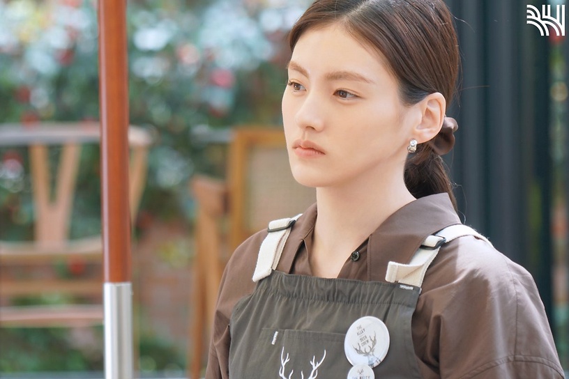《上流戰爭2》金素妍「濃顏系」長相超絕!韓娛6位濃顏系美女,NANA、周子瑜美得好搶眼