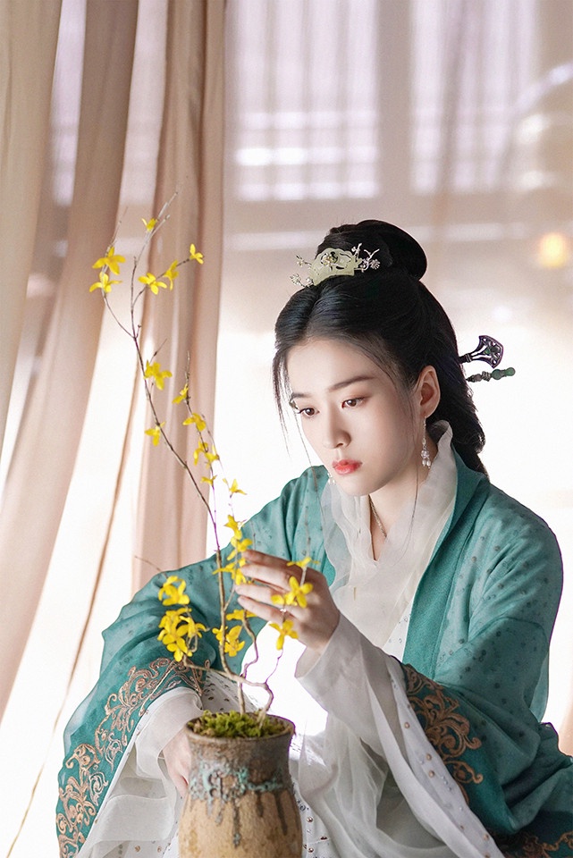 95後最美古裝小花10:張雪迎《白髮》、《擇君記》