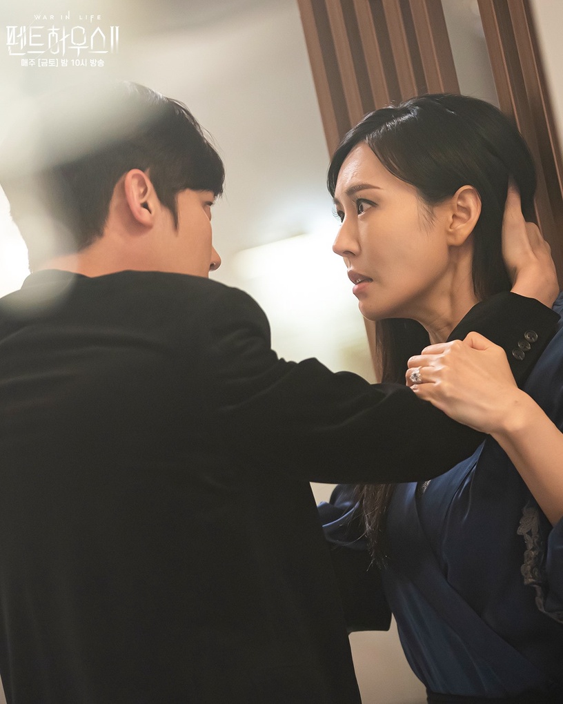 《Penthouse上流戰爭2》爆笑幕後!金永大收劇本先看自己死了沒,「嫂子羅娜&嫂子恩星」碩京選她