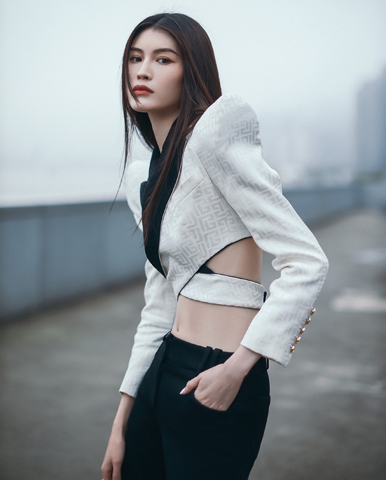 女星紅毯造型生圖vs精修8:何穗