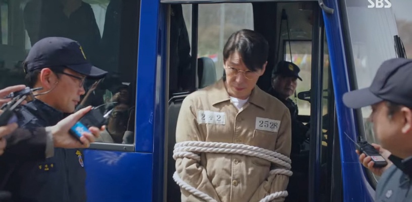 《Penthouse上流戰爭2》結局他竟被炸飛!全員被判刑、朱丹泰竟逃獄,飛機神秘男是秀蓮前夫嗎?