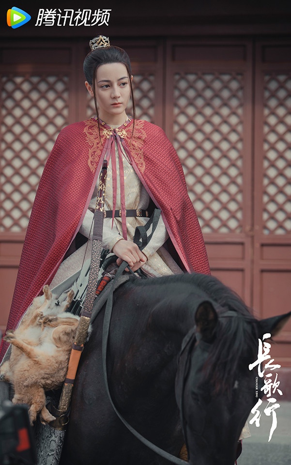 古裝劇《長歌行》古裝男神&女神1:迪麗熱巴 飾演 李長歌