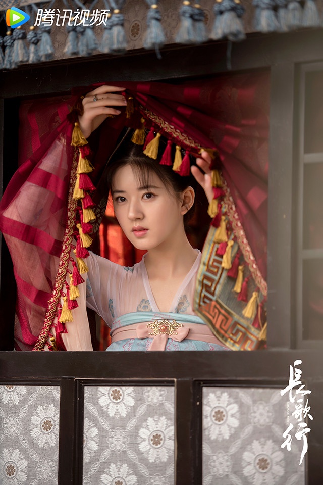 古裝劇《長歌行》古裝男神&女神3:趙露思 飾演 李樂嫣